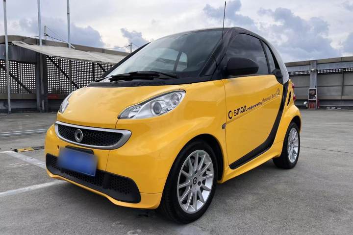 smart  fortwo 1.0 MHD 硬頂舒適版