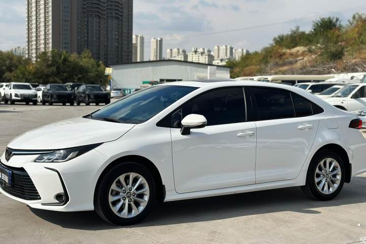 丰田 卡罗拉 1.2T S-CVT精英PLUS版