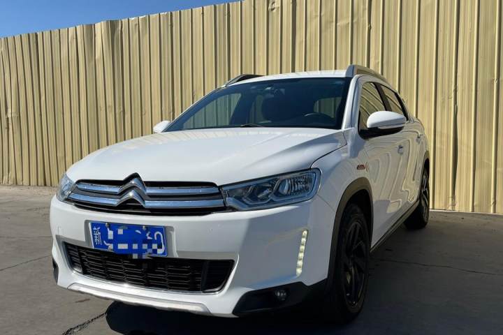 雪铁龙 C3-XR 1.6L 自动时尚型