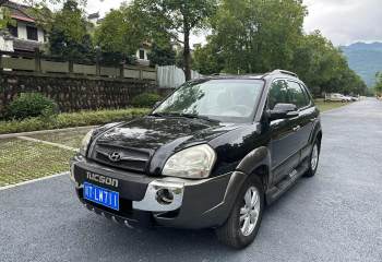 现代 途胜 2009款 2.0L 手动两驱舒适型