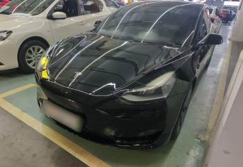 特斯拉 Model 3 2021款 标准续航后驱升级版