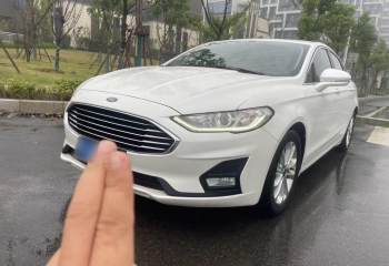 福特 蒙迪欧 2020款 EcoBoost 180 时尚型