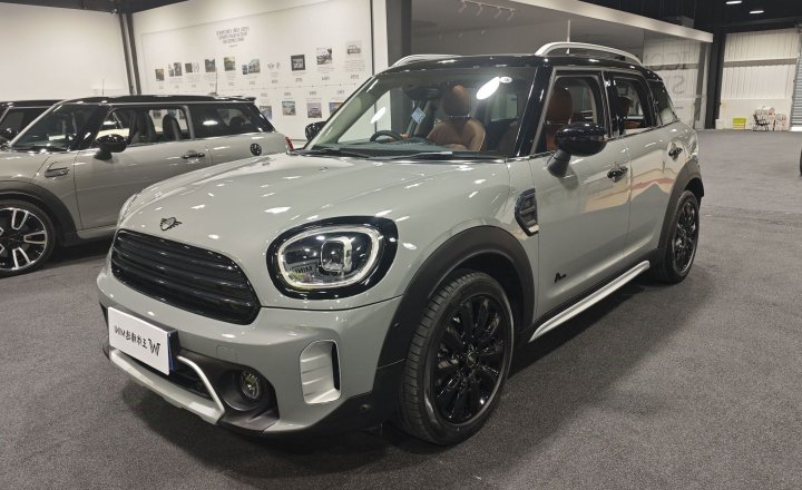 MINI Countryman 2023款 改款 1.5T COOPER ALL4 鉴赏家