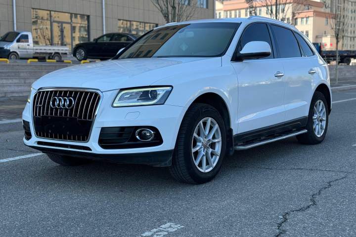 奥迪 Q5 40 TFSI 技术型