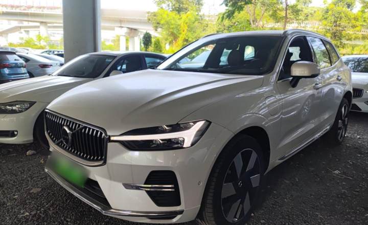 沃尔沃XC60新能源 2023款 T8 插电混动 长续航四驱智雅豪华版