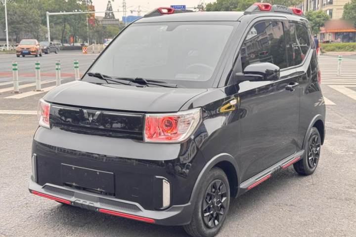 五菱汽车 宏光MINIEV GAMEBOY 200km 玩乐款 磷酸铁锂
