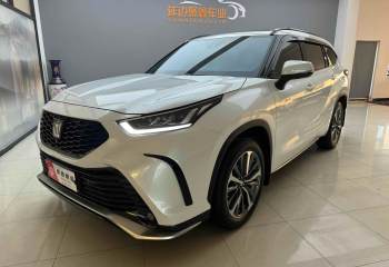 丰田 皇冠陆放 2024款 2.5L HEV四驱尊贵版