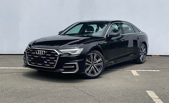 奥迪 A6L 2024款 45 TFSI quattro 臻选动感型