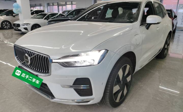 沃尔沃XC60新能源 2024款 T8 插电混动 长续航四驱智雅豪华版