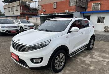 起亚 智跑 2015款 2.0L 手动两驱版GLS