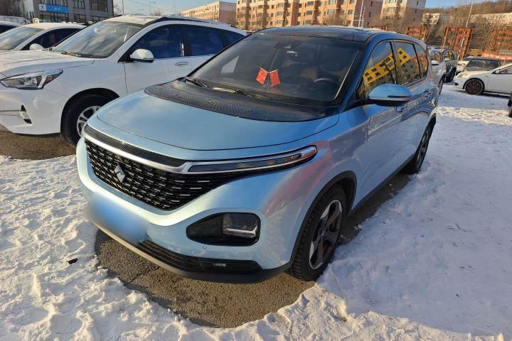 宝骏 RM-5 1.5T CVT 24小时在线尊贵型 5座