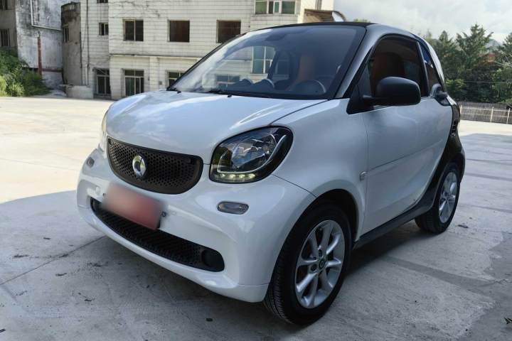 smart  fortwo 1.0L 52千瓦硬顶灵动版