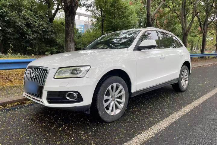 奥迪 Q5 40 TFSI 技术型