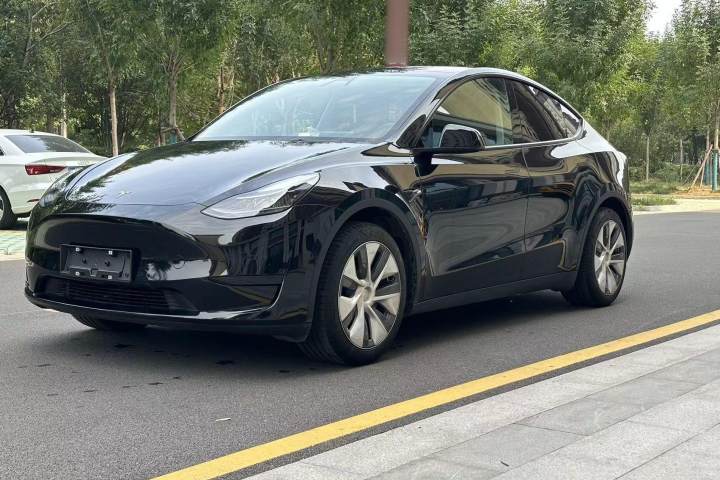 特斯拉 Model Y 改款 后轮驱动版