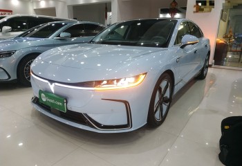 岚图汽车 岚图追光 2023款 四驱标准版