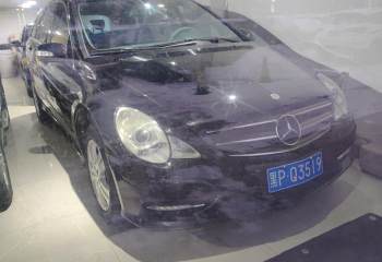 奔驰 R级 2010款 R 350 L 4MATIC