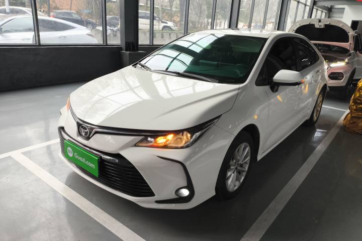 丰田 卡罗拉 1.2T S-CVT精英PLUS版
