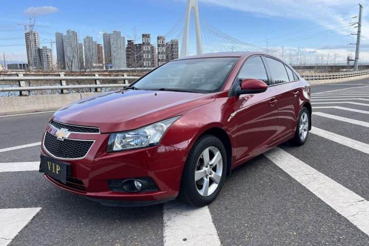 雪佛兰 科鲁兹 1.6L SE AT
