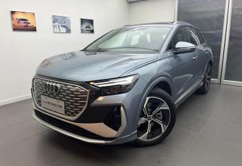 奥迪 Q4 etron 2023款 40 etron 创境版