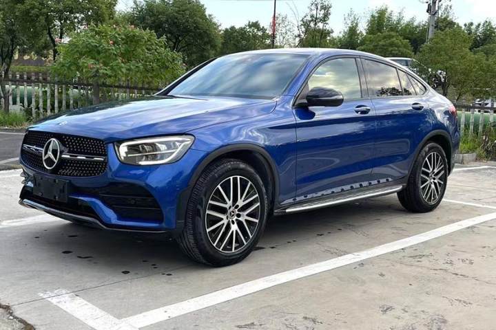 奔驰 GLC轿跑 改款 GLC 300 4MATIC 轿跑SUV