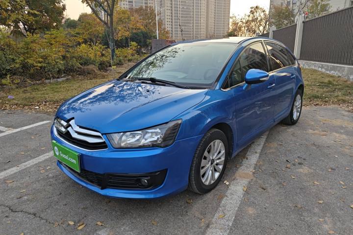 雪铁龙 世嘉 两厢 1.6L 自动乐享型