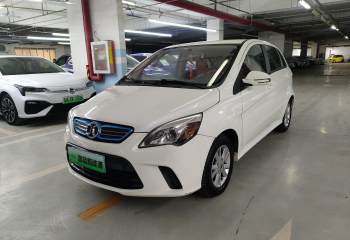 北汽新能源 EV 2015款 EV200 轻秀版