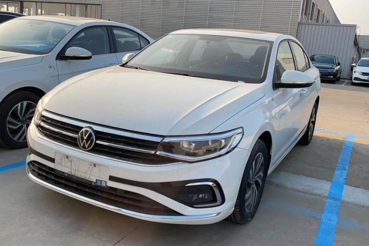 大众 宝来 200TSI DSG悦行版