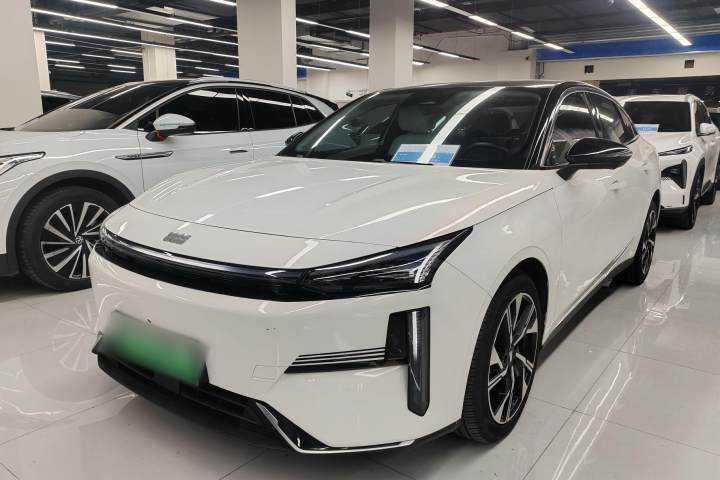 吉利银河 银河L6 125km 星舰
