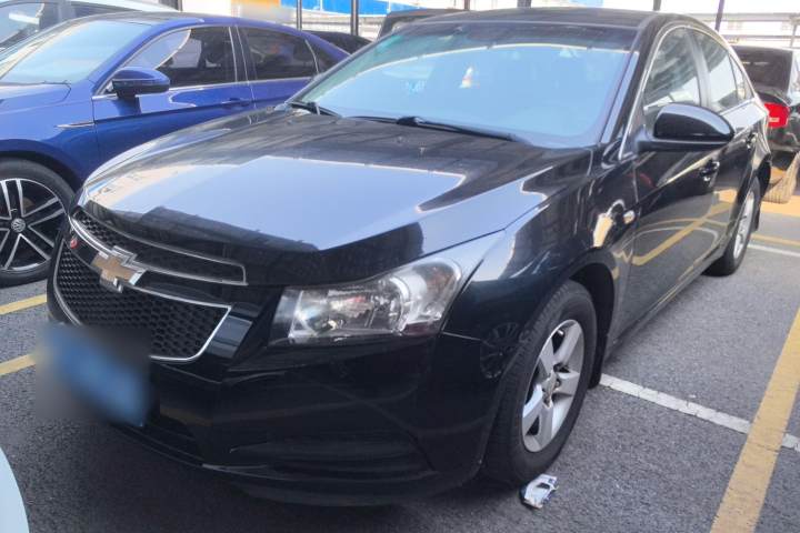 雪佛兰 科鲁兹 1.6L SL MT
