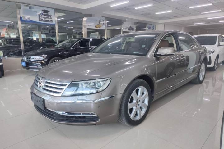 大众 辉腾 3.0L 行政型