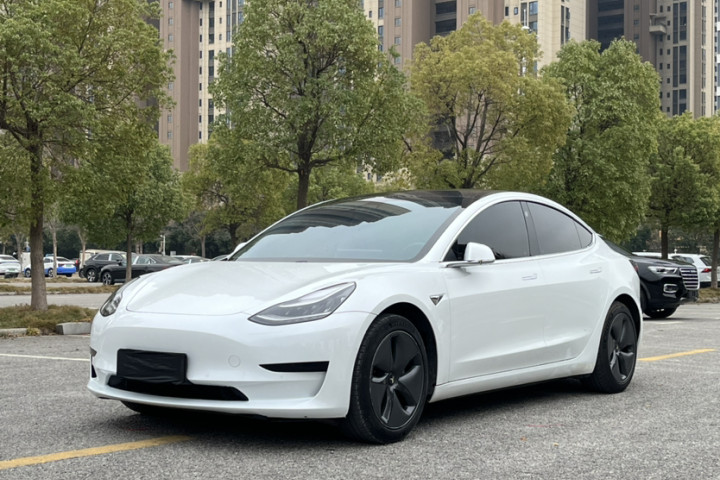 特斯拉 Model 3 改款 标准续航后驱升级版