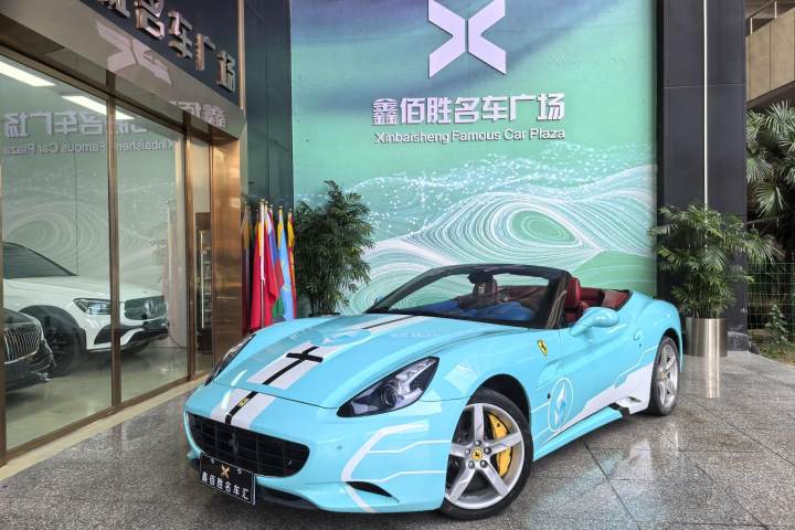 法拉利 California T 4.3L 标准型