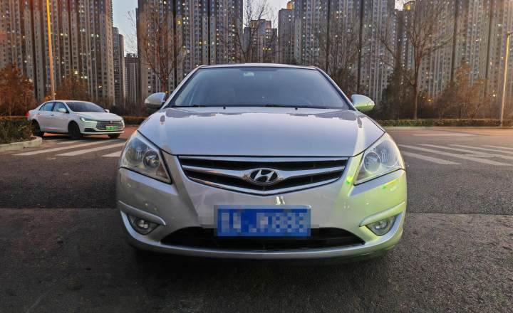 现代 悦动 2010款 1.6L AT GLS