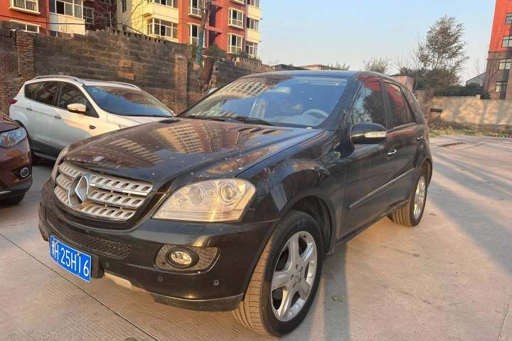 奔馳 M級(jí) ML 350 運(yùn)動(dòng)型