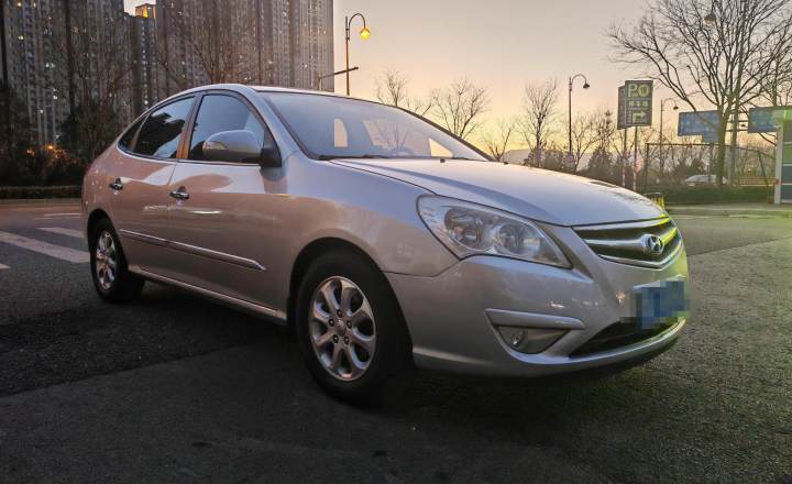 现代 悦动 2010款 1.6L AT GLS