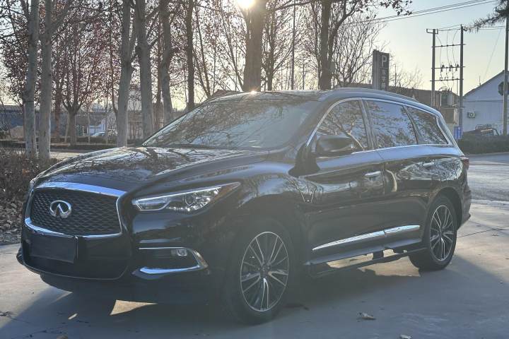 英菲尼迪 QX60(進口) 2.5 S/C Hybrid 兩驅(qū)卓越版