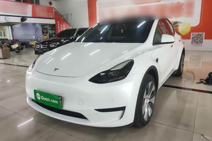 特斯拉 Model Y 后輪驅(qū)動版