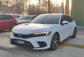 本田 思域 2023款 HATCHBACK 240TURBO CVT极锐版