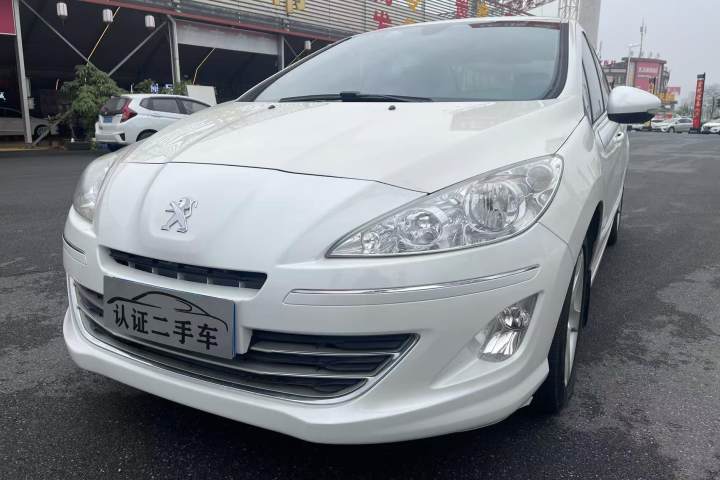 標(biāo)致 408 2.0L 自動舒適版