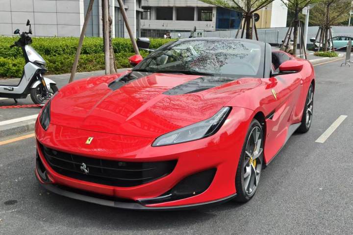 法拉利 Portofino 3.9T