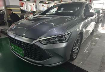 比亚迪 秦PLUS 2021款 DM-i 55KM 旗舰型
