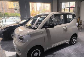 五菱汽车 宏光MINIEV 2024款 第三代 215km 青春版