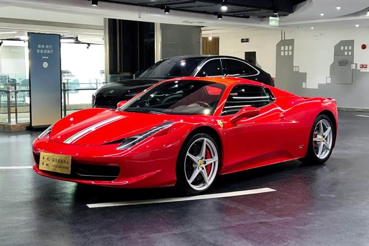 法拉利 458 4.5L Spider