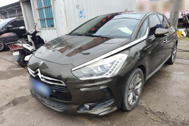 DS  5 1.6T 豪华版THP160