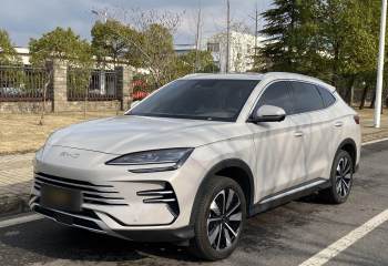 比亚迪 宋PLUS新能源 2025款 DM-i 112KM 尊荣型