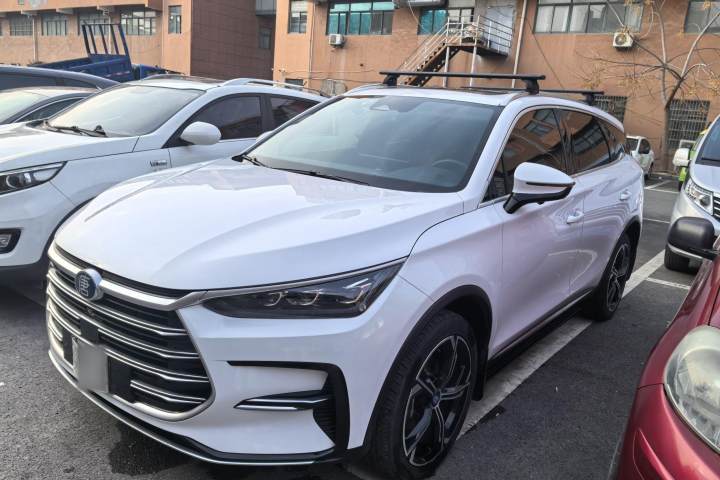 比亚迪 唐新能源 DM-i 112KM 尊贵型