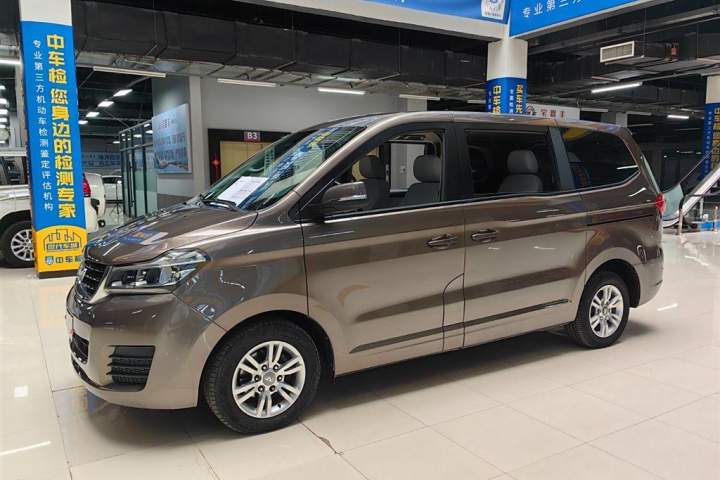 华颂 7 2.0T 自动舒适型