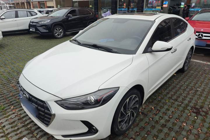 现代 领动 1.5L CVT智炫·精英型