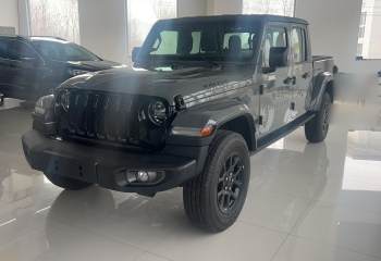 Jeep 角斗士 2023款 3.6L Overland
