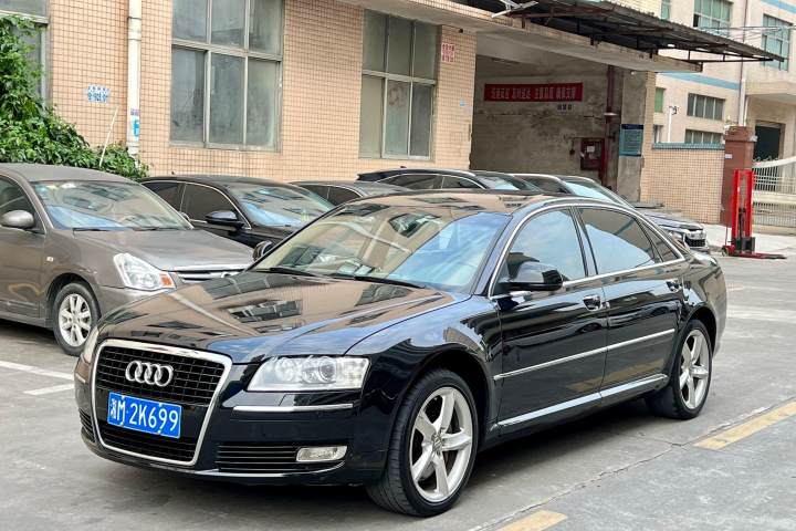 奥迪 A8 A8L 3.2 FSI标准型